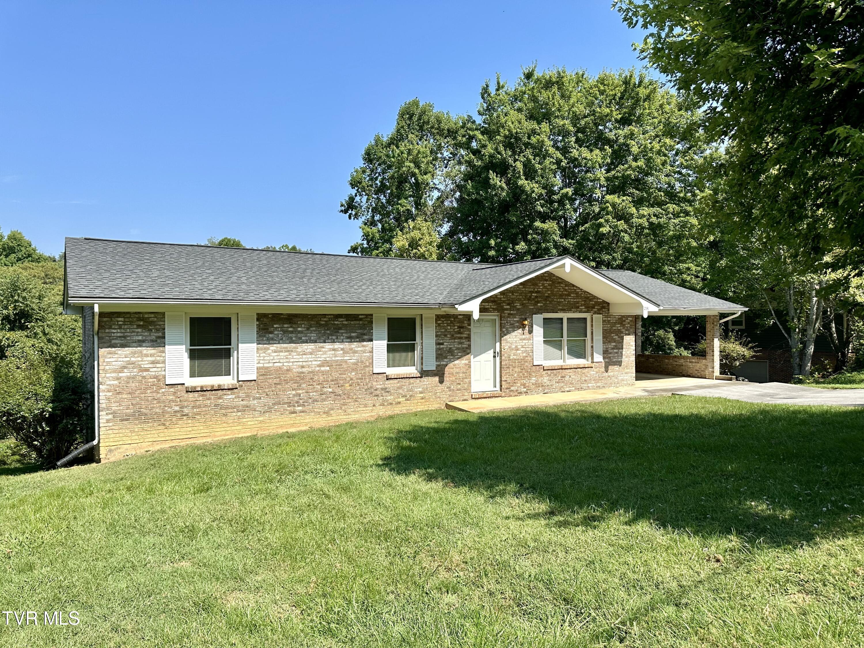 291 River Road Bluff City, TN 37618 - Photo 9 of 26 IMG_6814