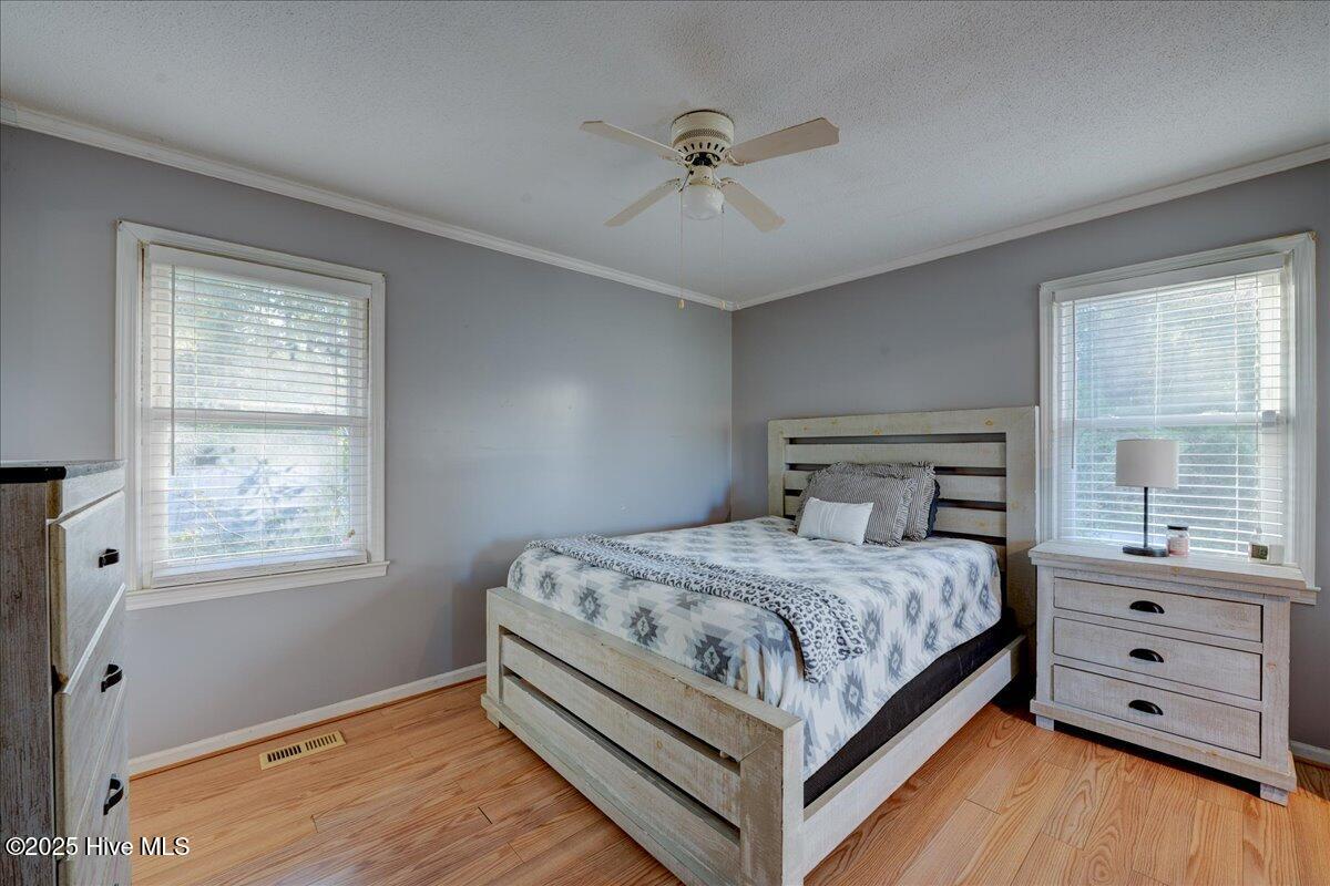 707 Clermont Road New Bern, NC 28560 - Photo 24 of 34 Primary Bedroom
