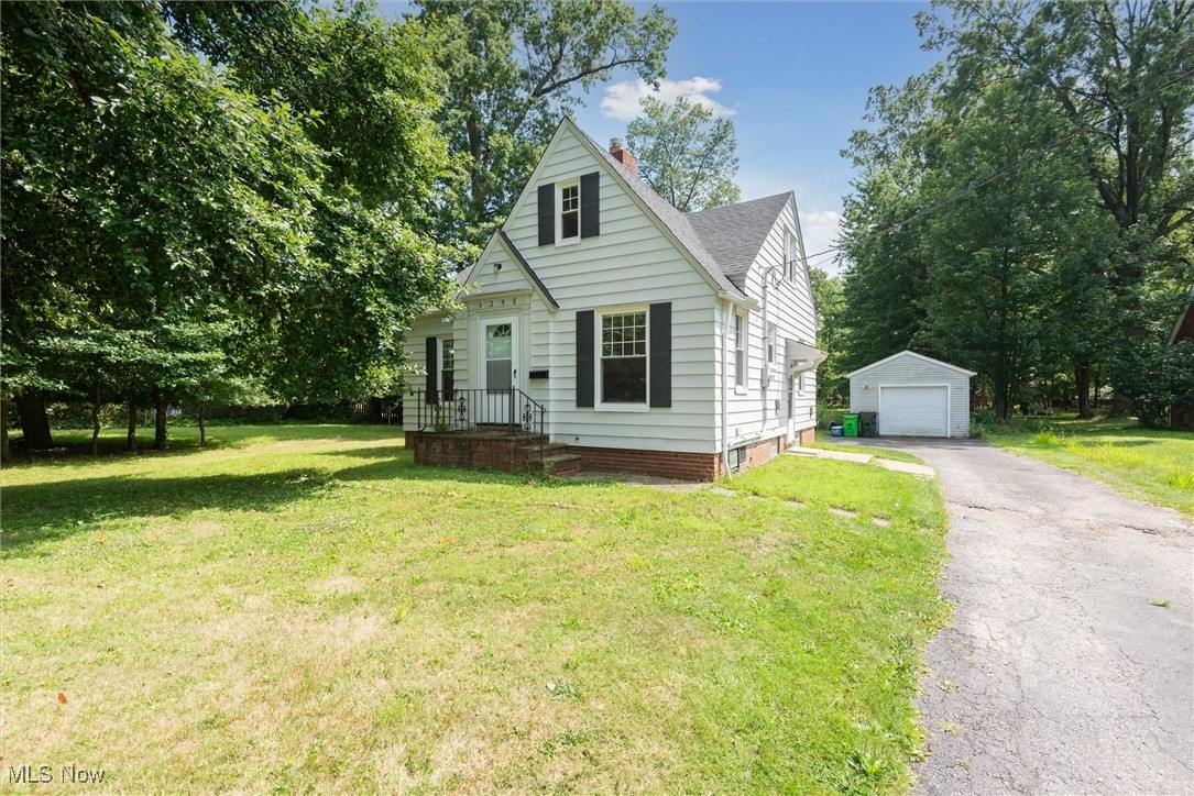 4258 Bluestone Road South Euclid, OH 44121 - Photo 1 of 31 Gallery Image 1