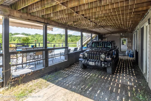 $950,000 | 45 Sunset View Drive, Saugerties, NY 12477