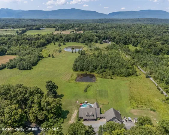 $950,000 | 45 Sunset View Drive, Saugerties, NY 12477