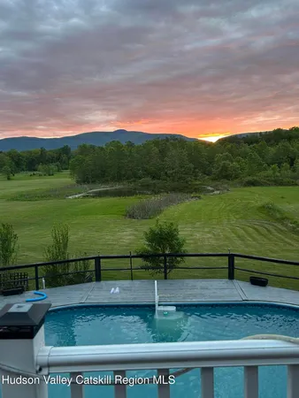 $950,000 | 45 Sunset View Drive, Saugerties, NY 12477