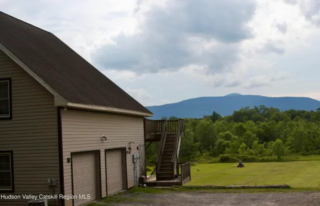 $999,000 | 45 Sunset View Drive, Saugerties, NY 12477