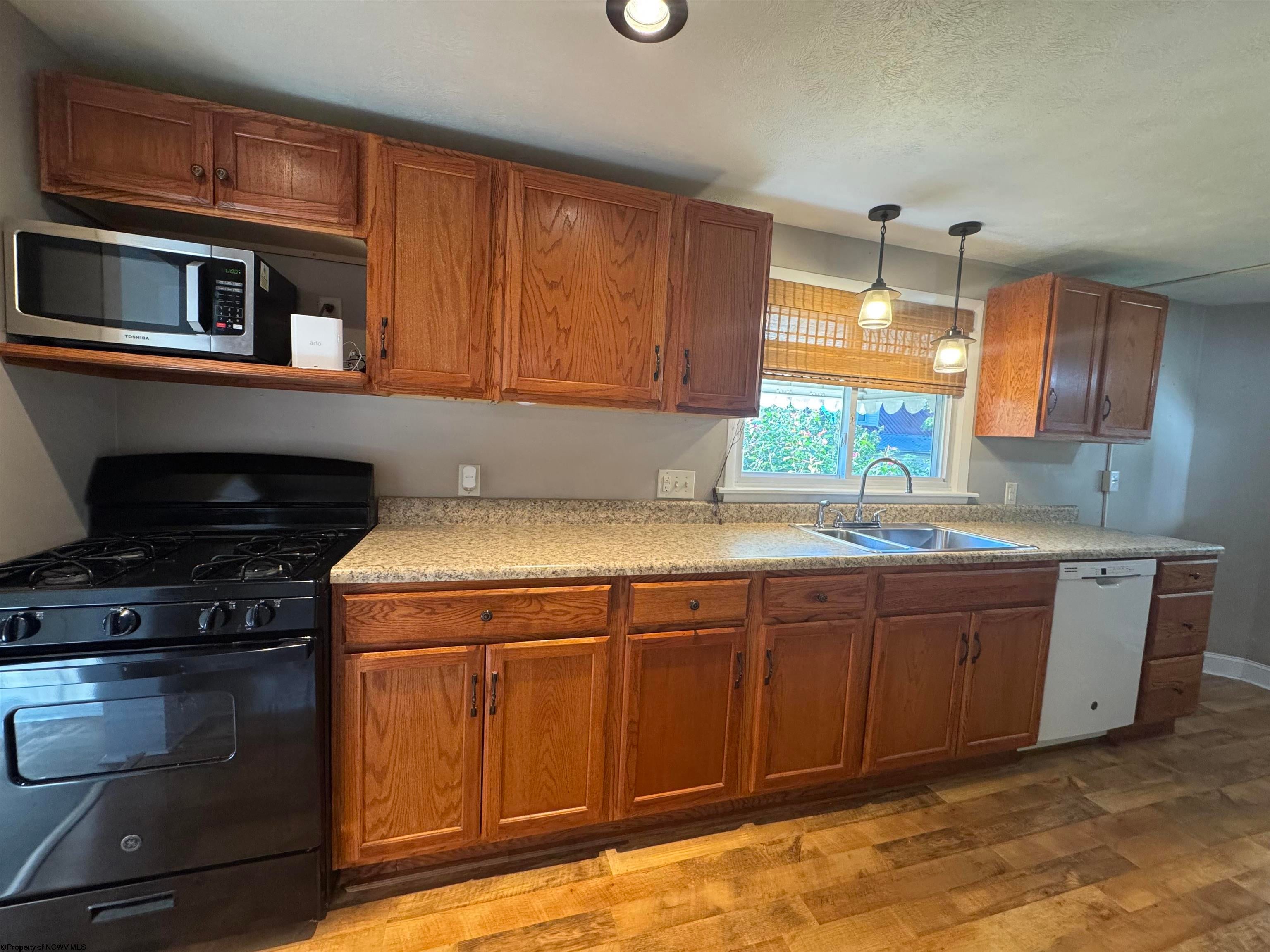 15 Ritchie Street Buckhannon, WV 26201 - Photo 6 of 20 Gallery Image 6
