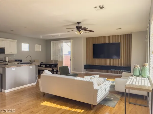 $2,199 | 3610 Pinnate Drive, Las Vegas, NV 89147