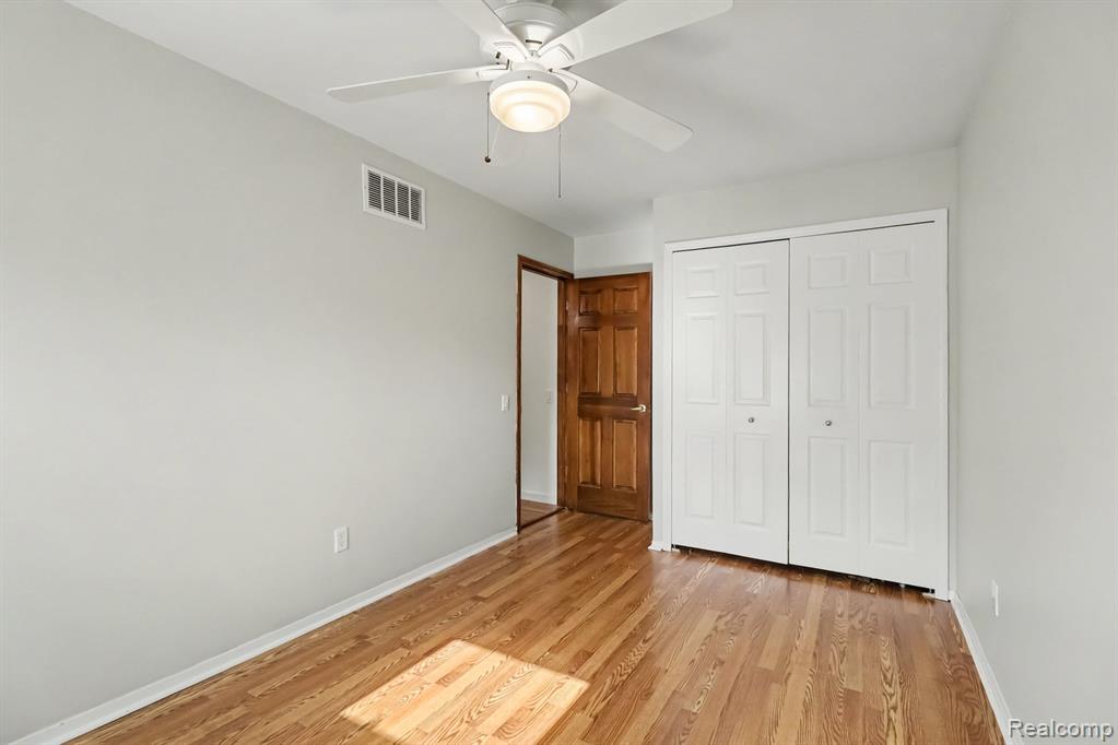 24404 Jamestowne Road Novi, MI 48375 - Photo 17 of 26 Gallery Image 17