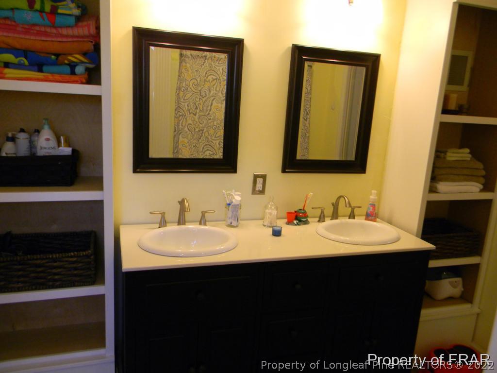 8020 Overhills Road Spring Lake, NC 28390 - Photo 7 of 26 Gallery Image 7