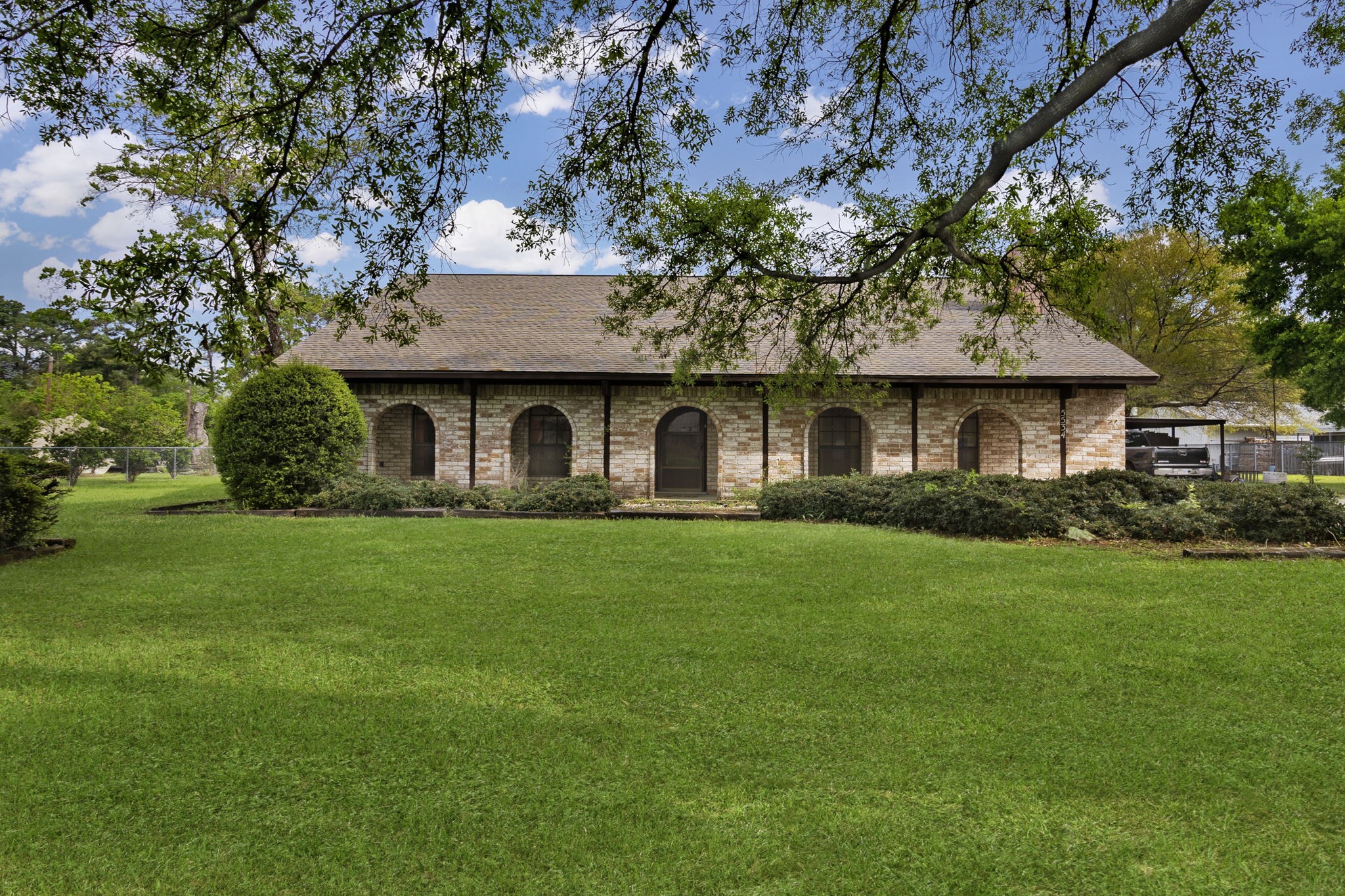 5534 Avanak Street Spring, TX 77389 - Photo 2 of 13 This beautiful home/ potential office space and commercial lot boast the quite country feel behind a beautiful large oak tree, Sip on your natural well water and enjoy the best of the city and country.