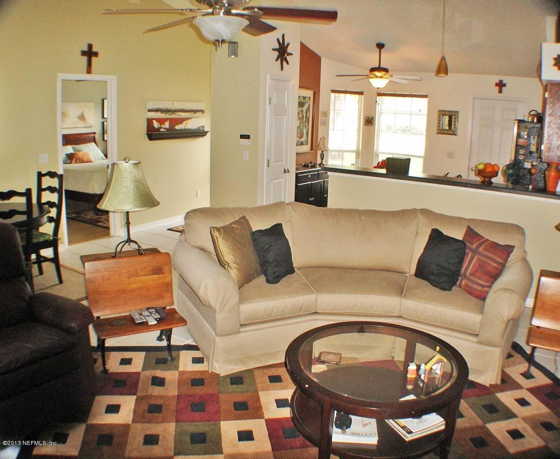 12720 Moose Road Jacksonville, FL 32226 - Photo 3 of 18 Living Room 2