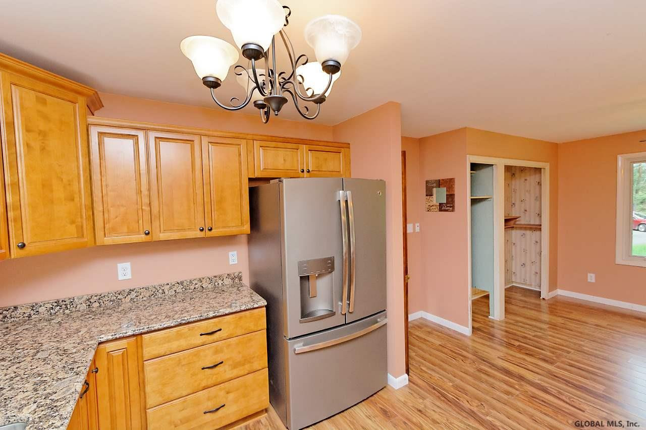 2186 East Schodack Road Schodack, NY 12063 - Photo 13 of 25 Photo 13