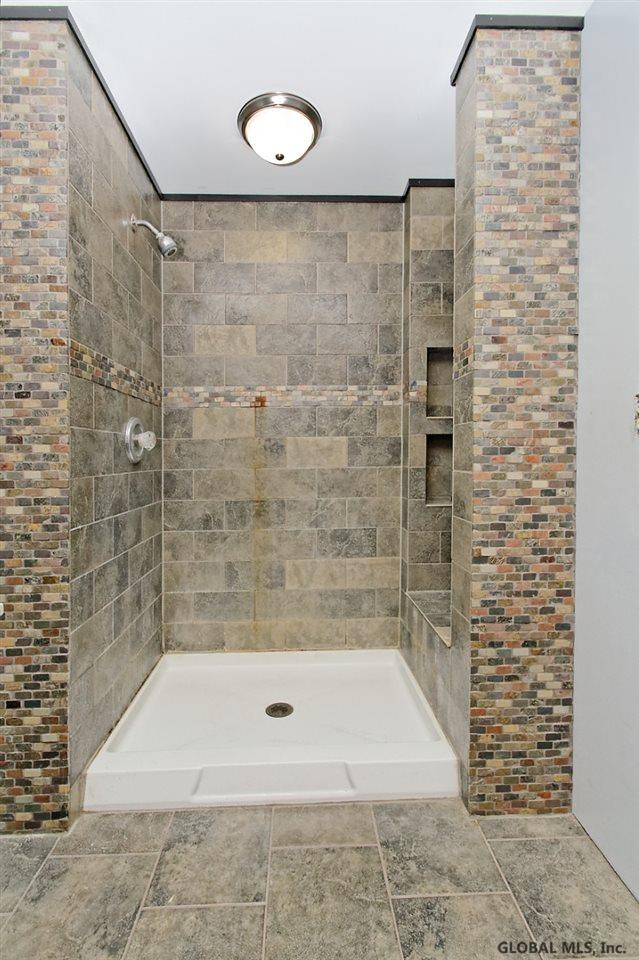 2186 East Schodack Road Schodack, NY 12063 - Photo 4 of 25 Photo 4