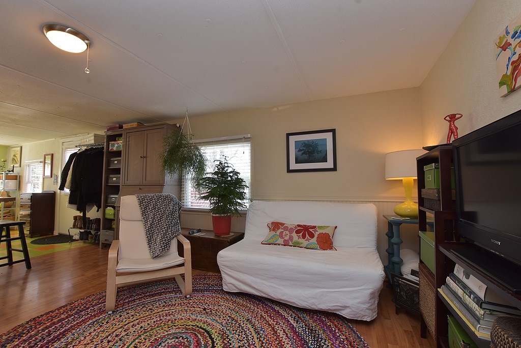 32 Hemlock Road Glocester, RI 02814 - Photo 7 of 10 Gallery Image 7