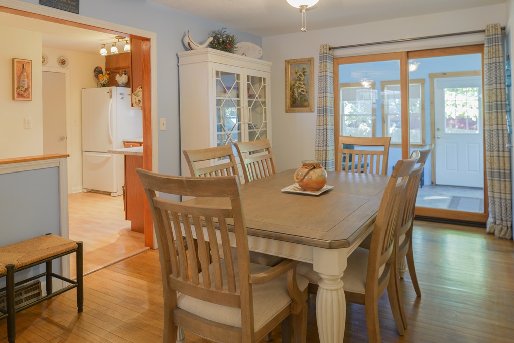 40 Sonning Road Beverly, MA 01915 - Photo 3 of 20 Gallery Image 3