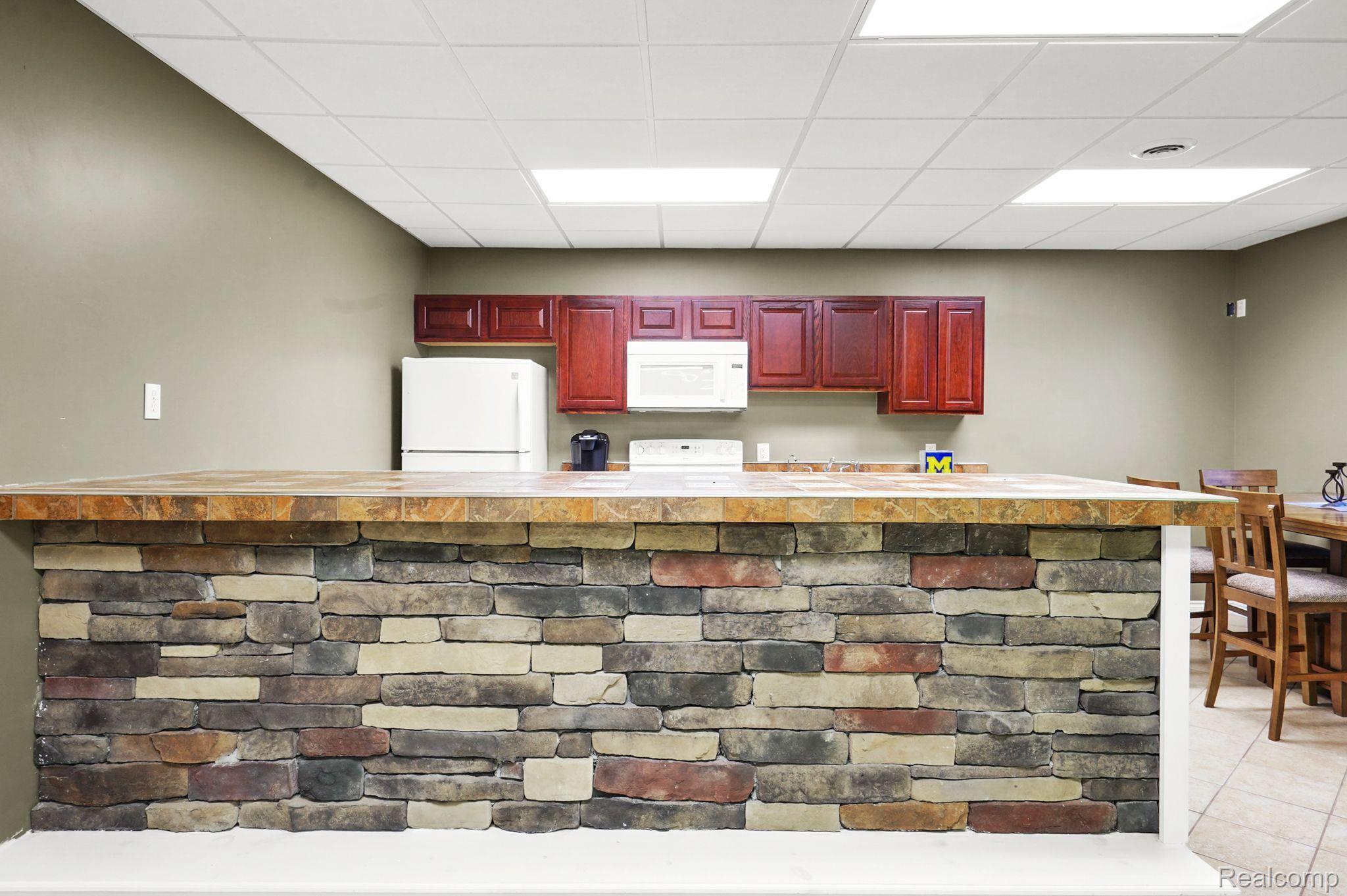 78007 Angling Road Richmond, MI 48062 - Photo 35 of 46 Gallery Image 35