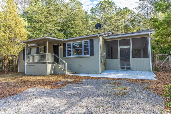 $1,900 | 885 South Stephens Street, Southern Pines, NC 28387