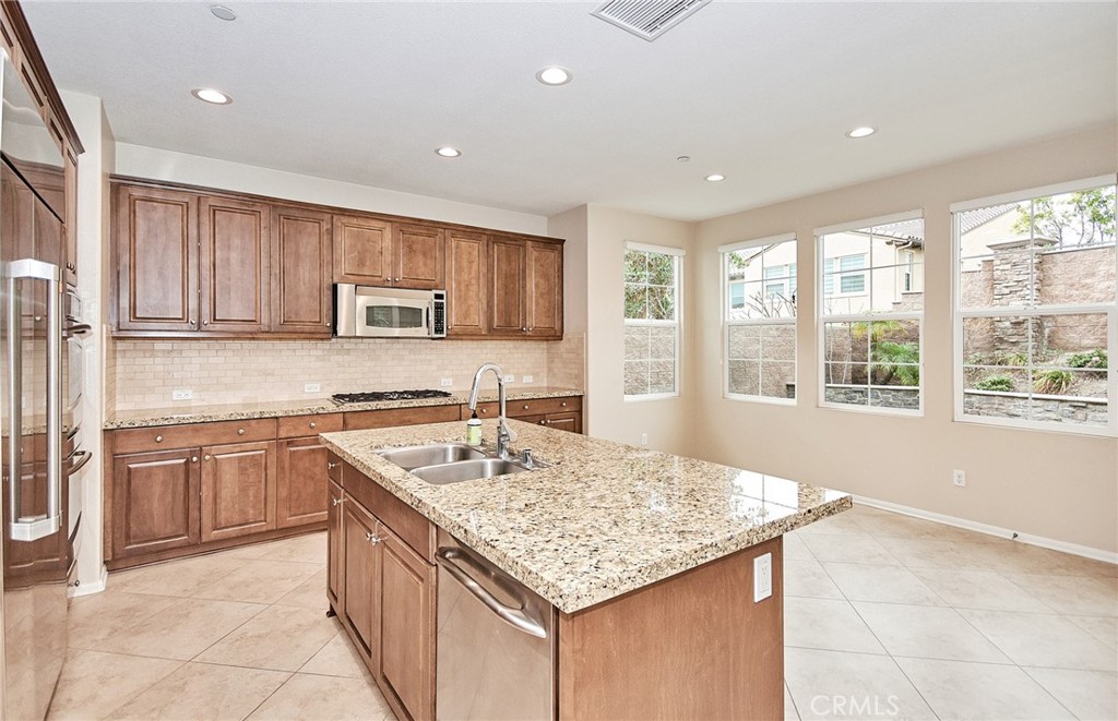 4101 Romena Court Yorba Linda, CA 92886 - Photo 13 of 37