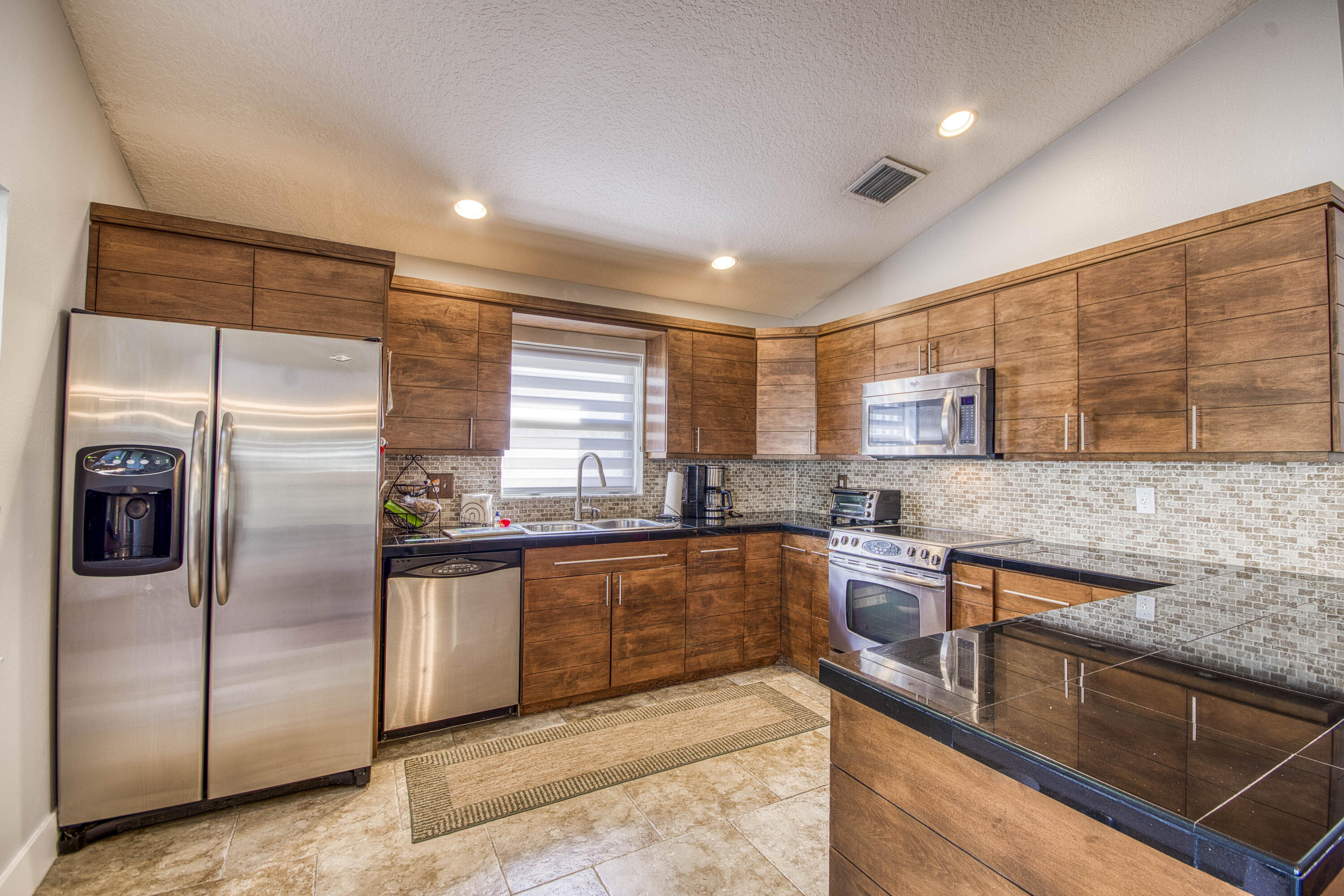 1838 Barnstable Road Wellington, FL 33414 - Photo 9 of 30 _IMG7314_HDR