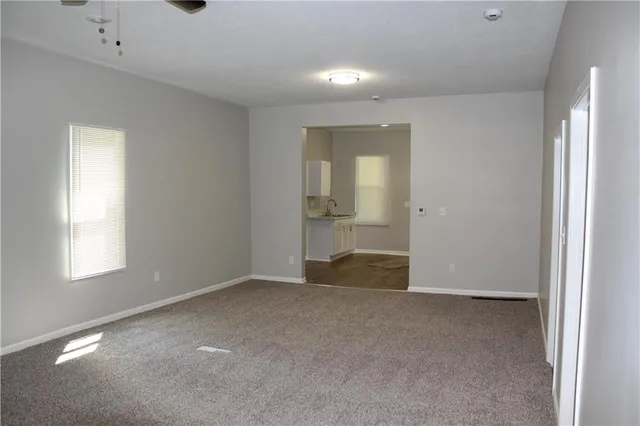 $175,000 | 312 South 10th Street, Leavenworth, KS 66048