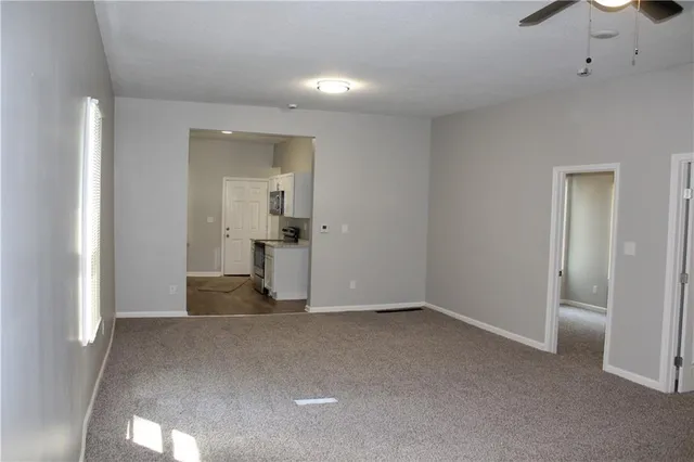 $175,000 | 312 South 10th Street, Leavenworth, KS 66048