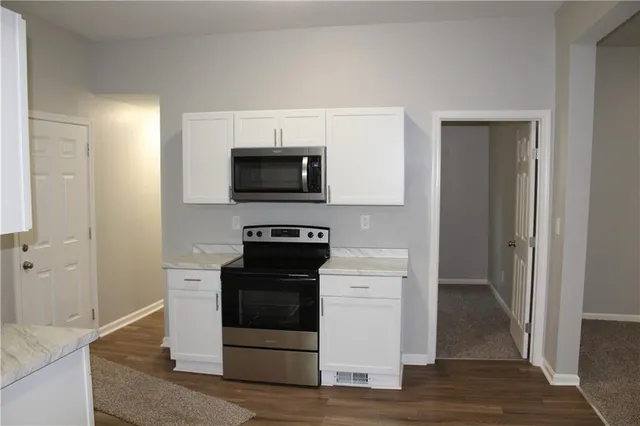 $175,000 | 312 South 10th Street, Leavenworth, KS 66048