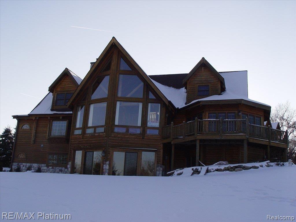 8095 Stonehedge Road Gregory, MI 48137 - Photo 1 of 19 8095 stonehedge winter frt ext