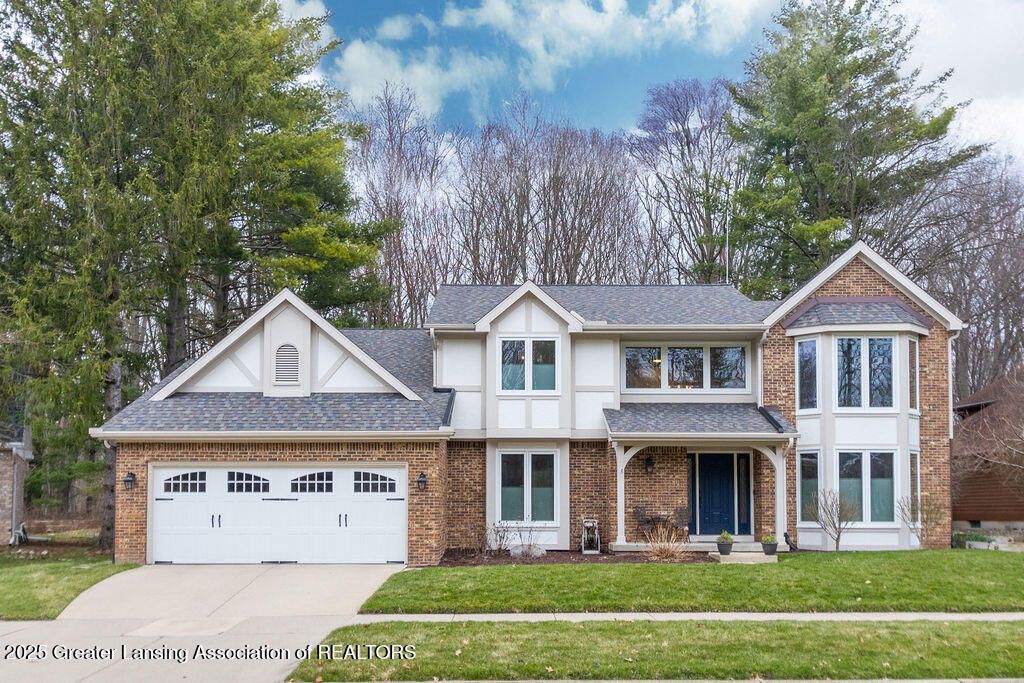 2532 Dustin Road Okemos, MI 48864 - Photo 52 of 60 2532 Dustin. Front View