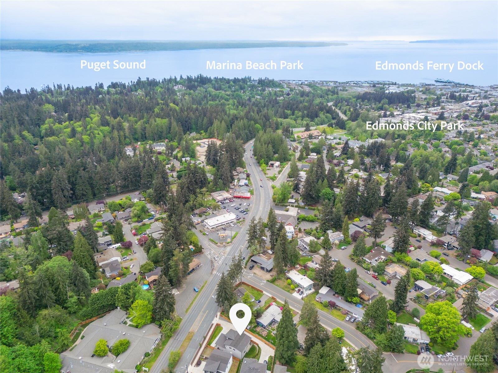 719 Edmonds Way Edmonds, WA 98020 - Photo 39 of 40 an aerial view of multiple house