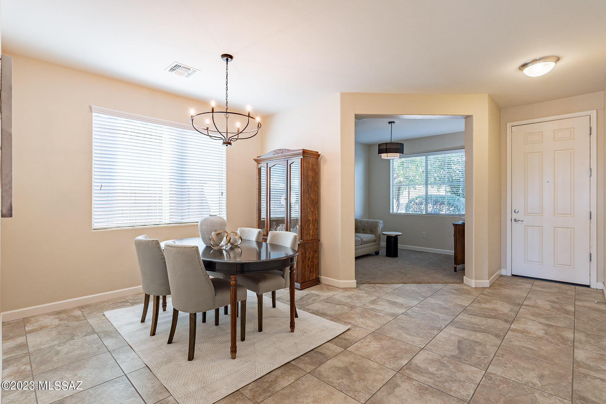 8409 North Gaetano Loop Tucson, AZ 85742 - Photo 7 of 49