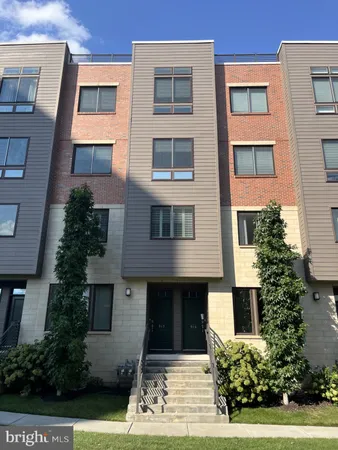 $3,500 | 916 Lakeview Court, King of Prussia, PA 19406