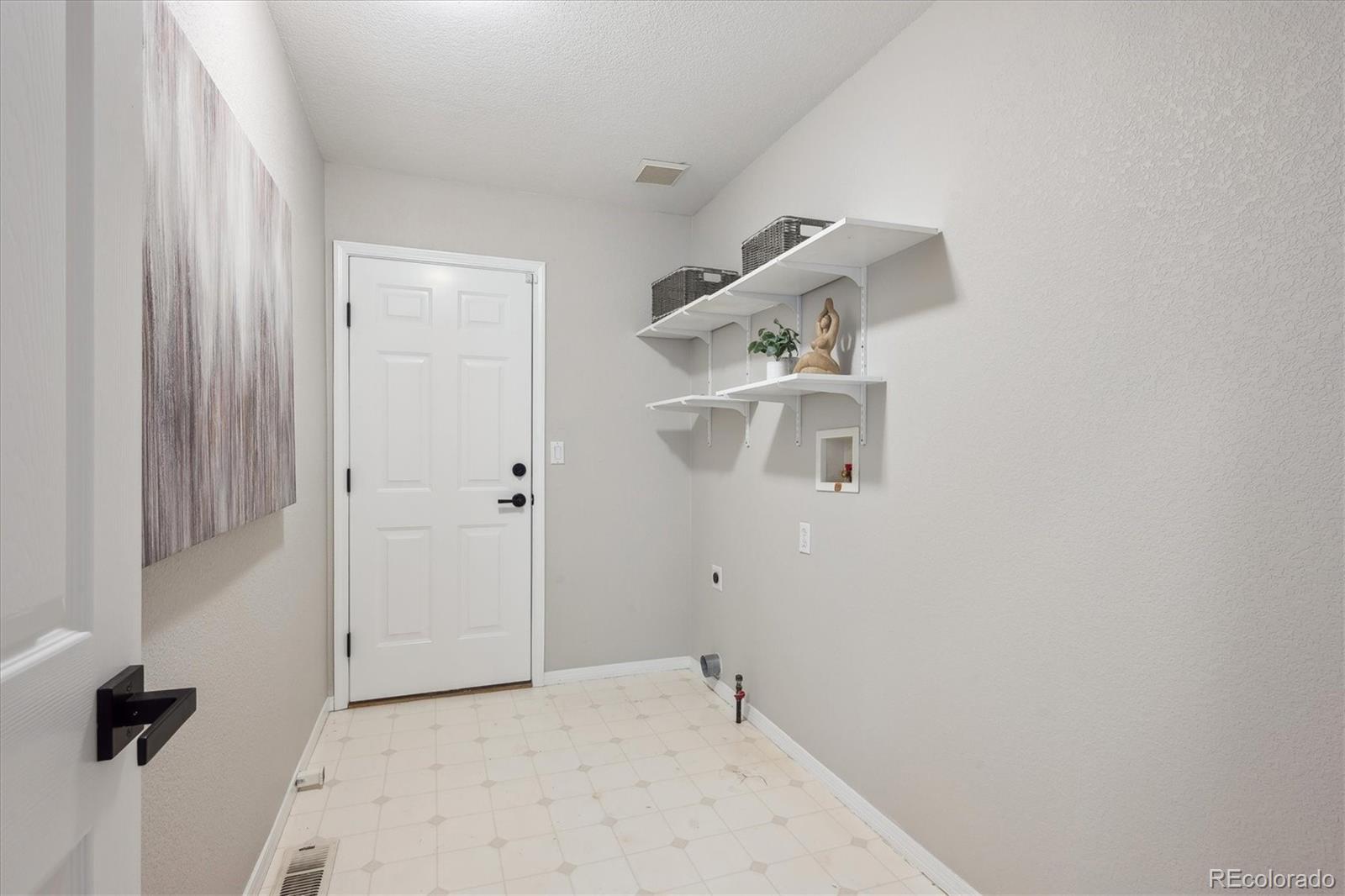 10060 South Oak Leaf Way Highlands Ranch, CO 80129 - Photo 32 of 39