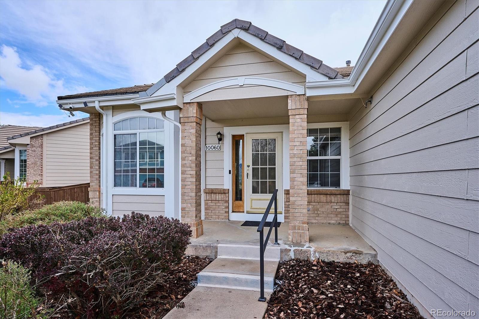 10060 South Oak Leaf Way Highlands Ranch, CO 80129 - Photo 7 of 39