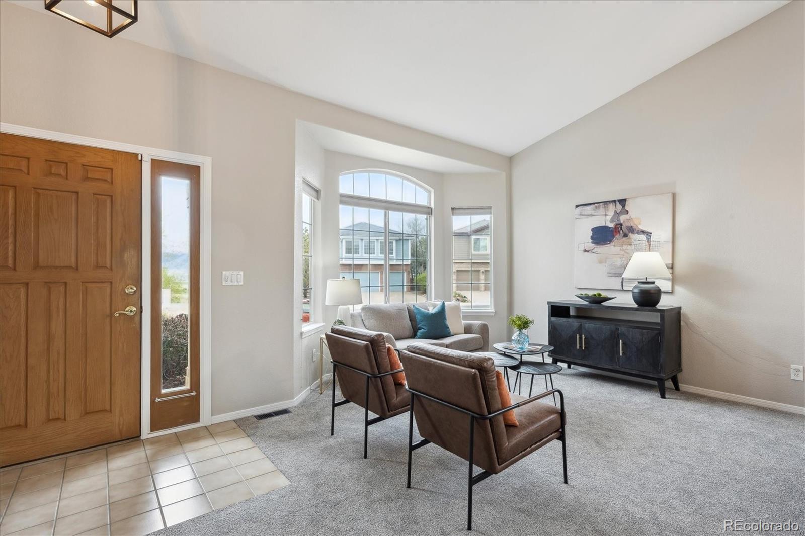 10060 South Oak Leaf Way Highlands Ranch, CO 80129 - Photo 9 of 39