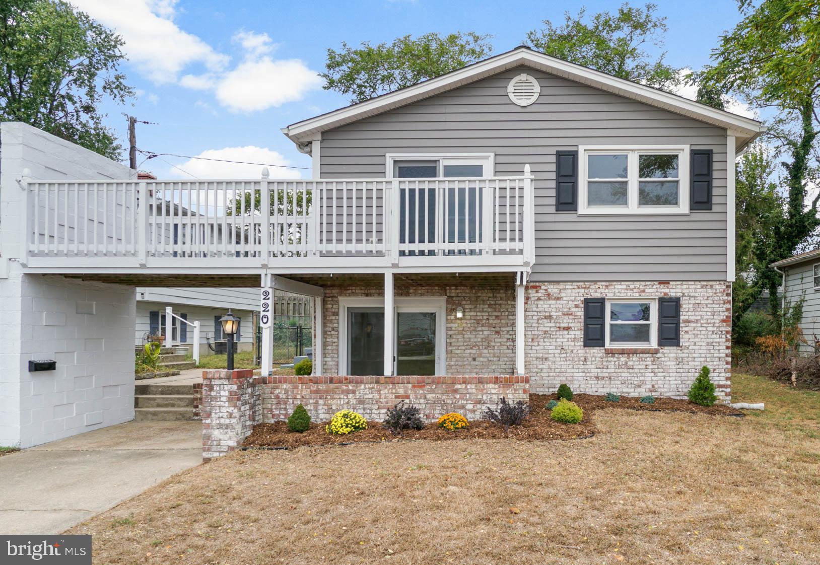 220 Atlanta Road Pasadena, MD 21122 - Photo 1 of 30 Beautiful renovated home with view of Patapsco