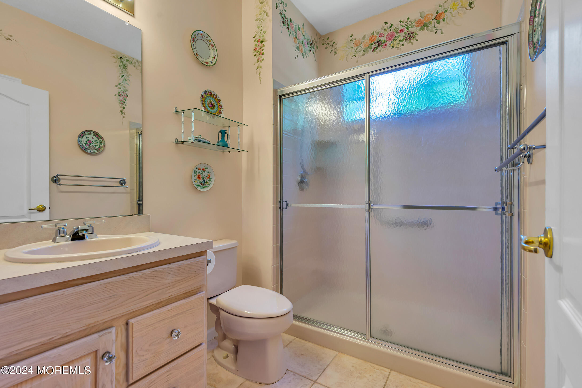 37 Silverside Road Lakewood, NJ 08701 - Photo 49 of 77 Hallway Full Bath
