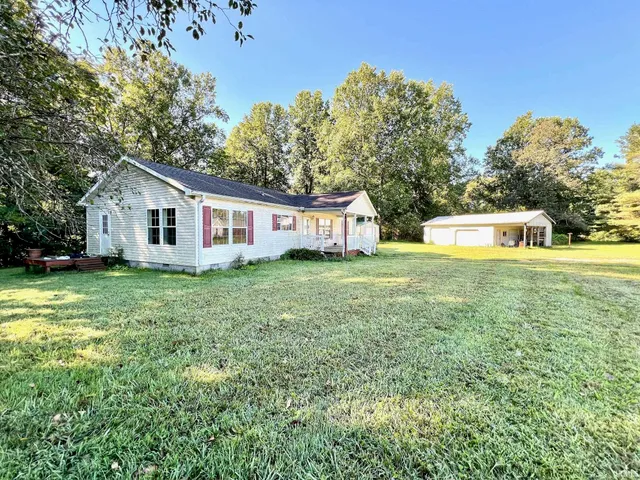 $229,900 | 10460 Highway 450, Shoals, IN 47581