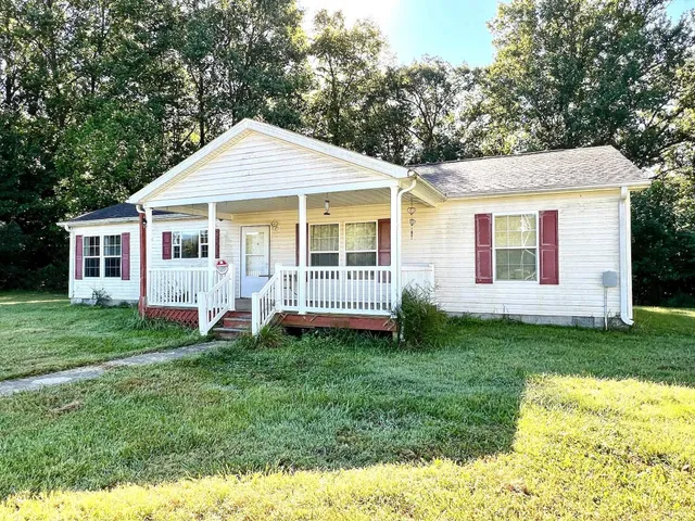 $229,900 | 10460 Highway 450, Shoals, IN 47581
