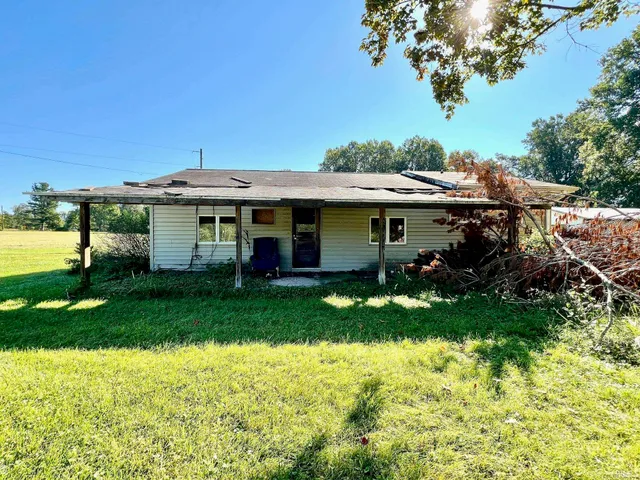 $229,900 | 10460 Highway 450, Shoals, IN 47581