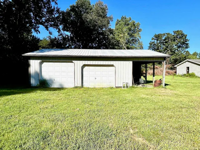 $229,900 | 10460 Highway 450, Shoals, IN 47581