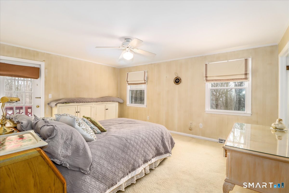 135 Parsonage Hill Road Northford, CT 06472 - Photo 18 of 38