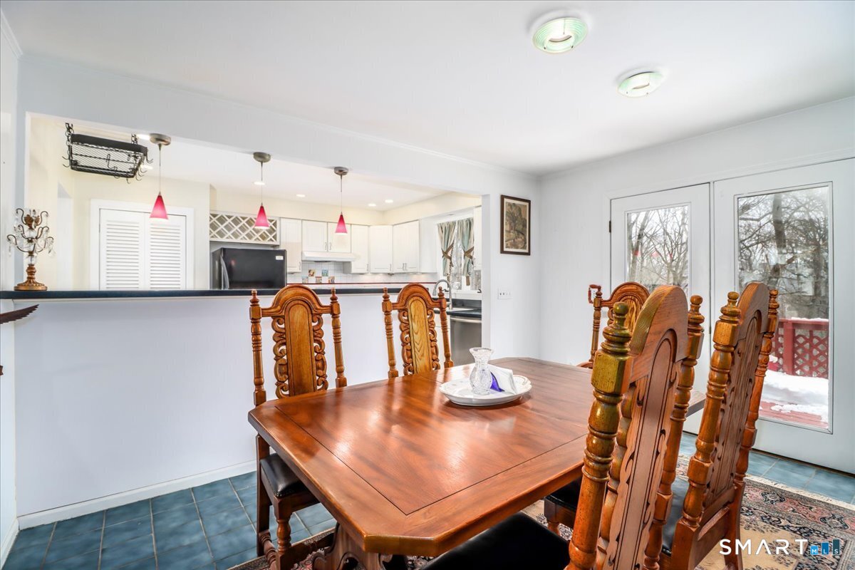 135 Parsonage Hill Road Northford, CT 06472 - Photo 8 of 38