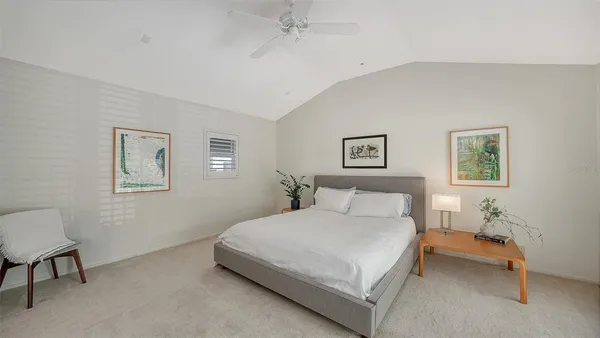 $999,000 | 200 Cocoanut Avenue, Unit 4, Sarasota, FL 34236