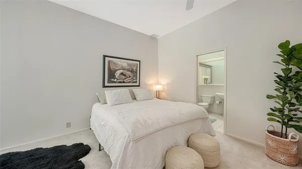 $999,000 | 200 Cocoanut Avenue, Unit 4, Sarasota, FL 34236