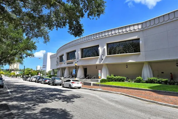 $999,000 | 200 Cocoanut Avenue, Unit 4, Sarasota, FL 34236