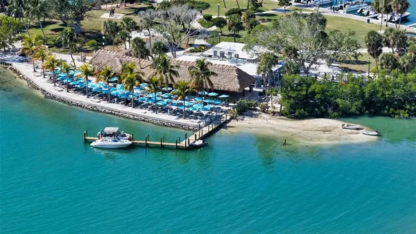 $999,000 | 200 Cocoanut Avenue, Unit 4, Sarasota, FL 34236