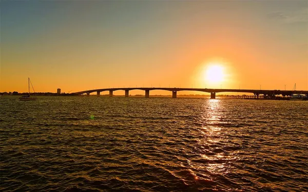 $999,000 | 200 Cocoanut Avenue, Unit 4, Sarasota, FL 34236