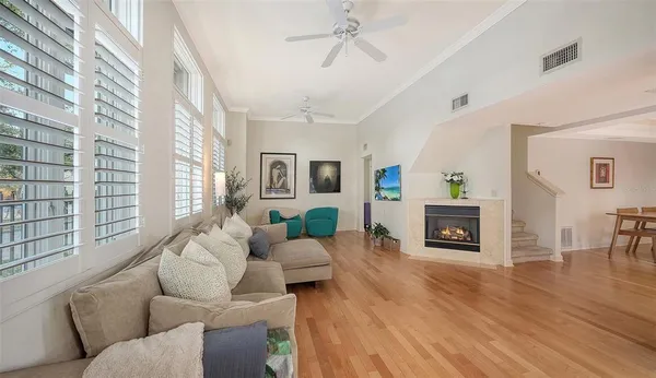 $999,000 | 200 Cocoanut Avenue, Unit 4, Sarasota, FL 34236