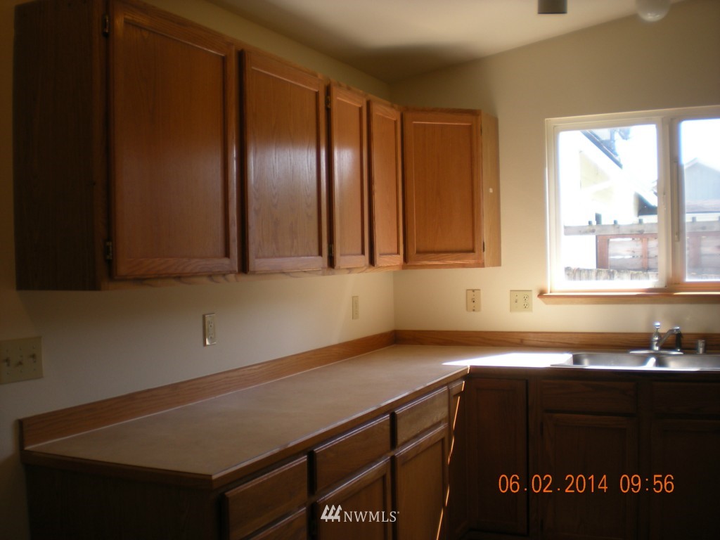 1312 East Gilkey Road Burlington, WA 98233 - Photo 4 of 9
