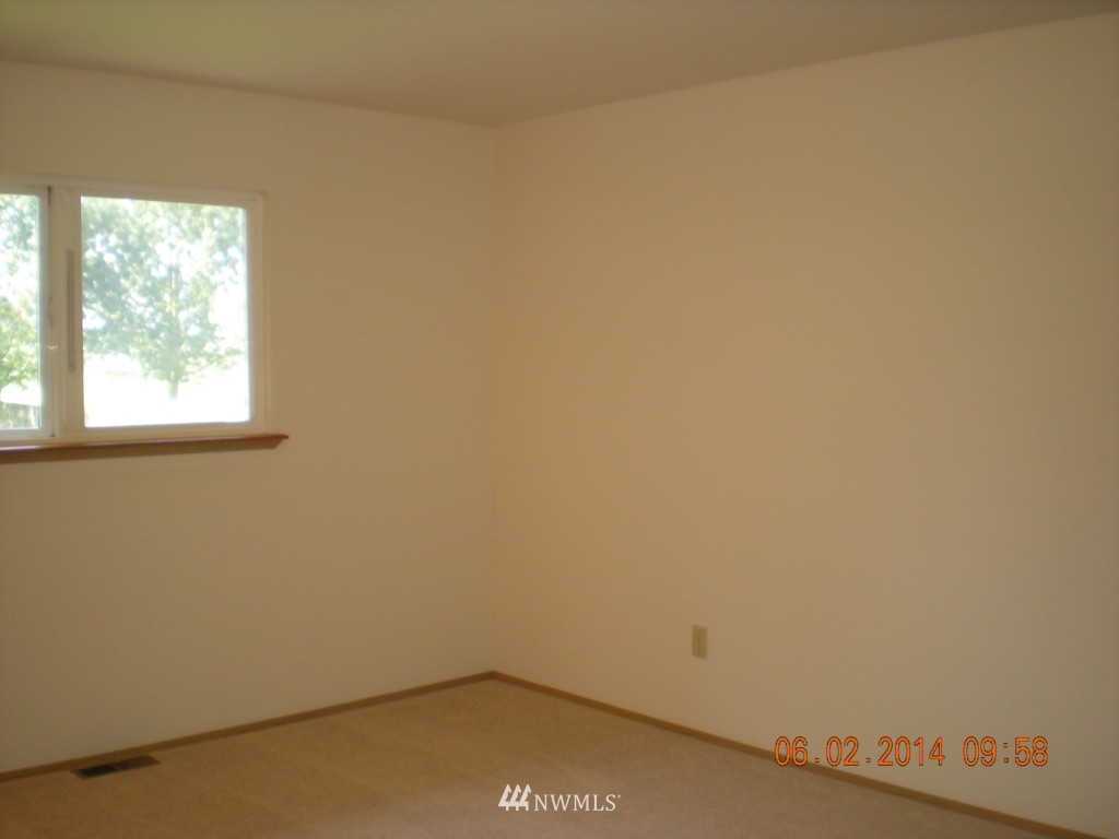 1312 East Gilkey Road Burlington, WA 98233 - Photo 8 of 9