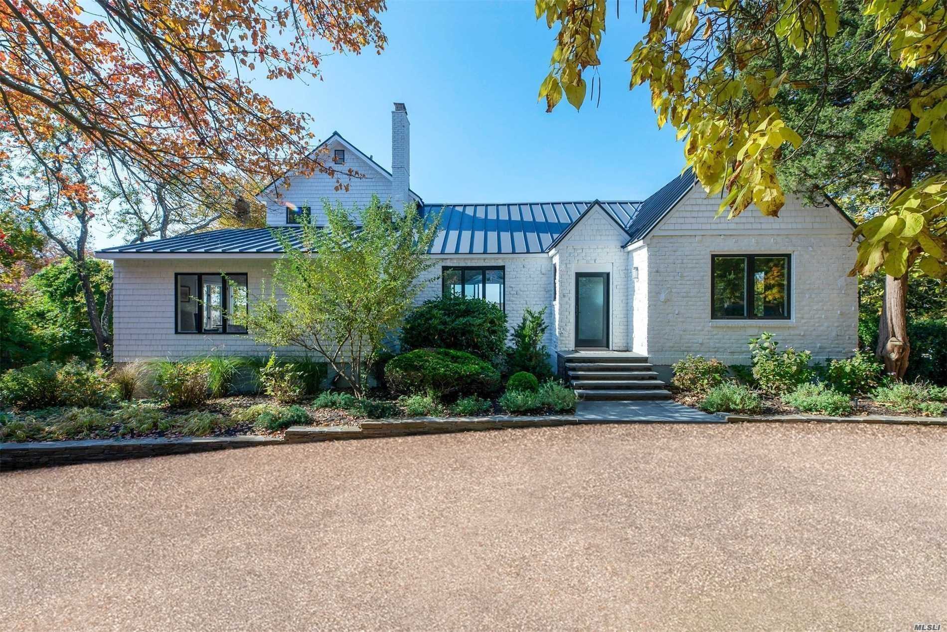 26 East Tiana Road Hampton Bays, NY 11946 - Photo 7 of 20