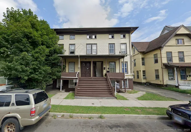 $1,600 | 34 Park Street, Unit 1, Bridgeport, CT 06608